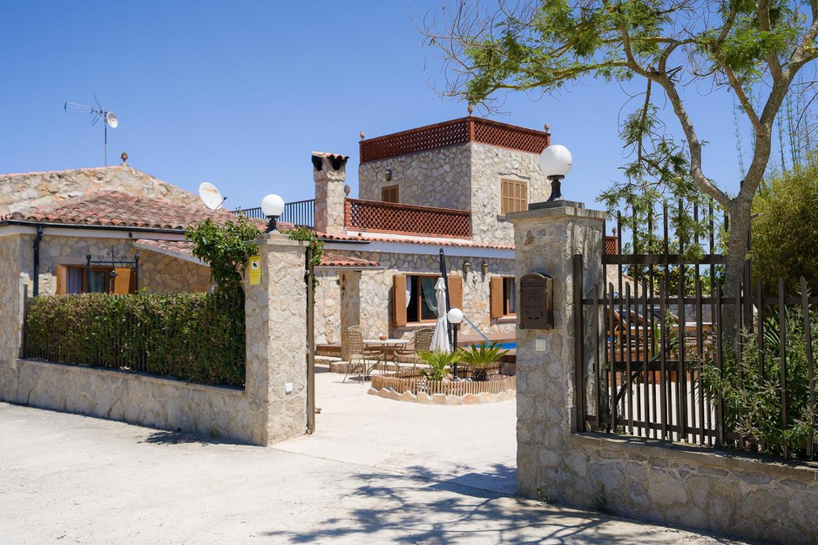 Son Roig ,Beautiful Place In The Heart Of Mallorca -Etv 9979 Maria De La Salut Bagian luar foto